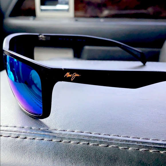 Maui Jim Makoa Sunglasses - Picture 3 of 4